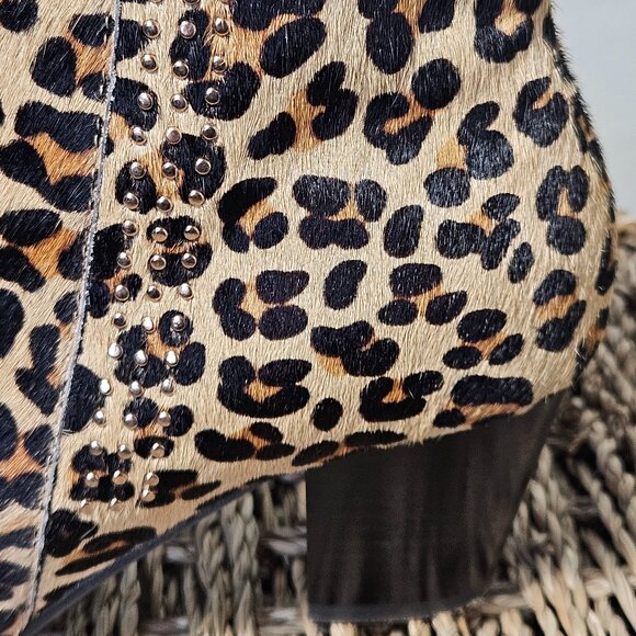 VIONIC Calfskin Leopard Ankle Boot, Women's size 8 - Picture 5 of 8